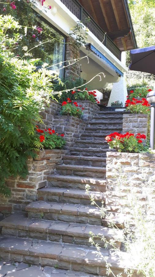 B&B Am Sahrbach Altenahr Luaran gambar