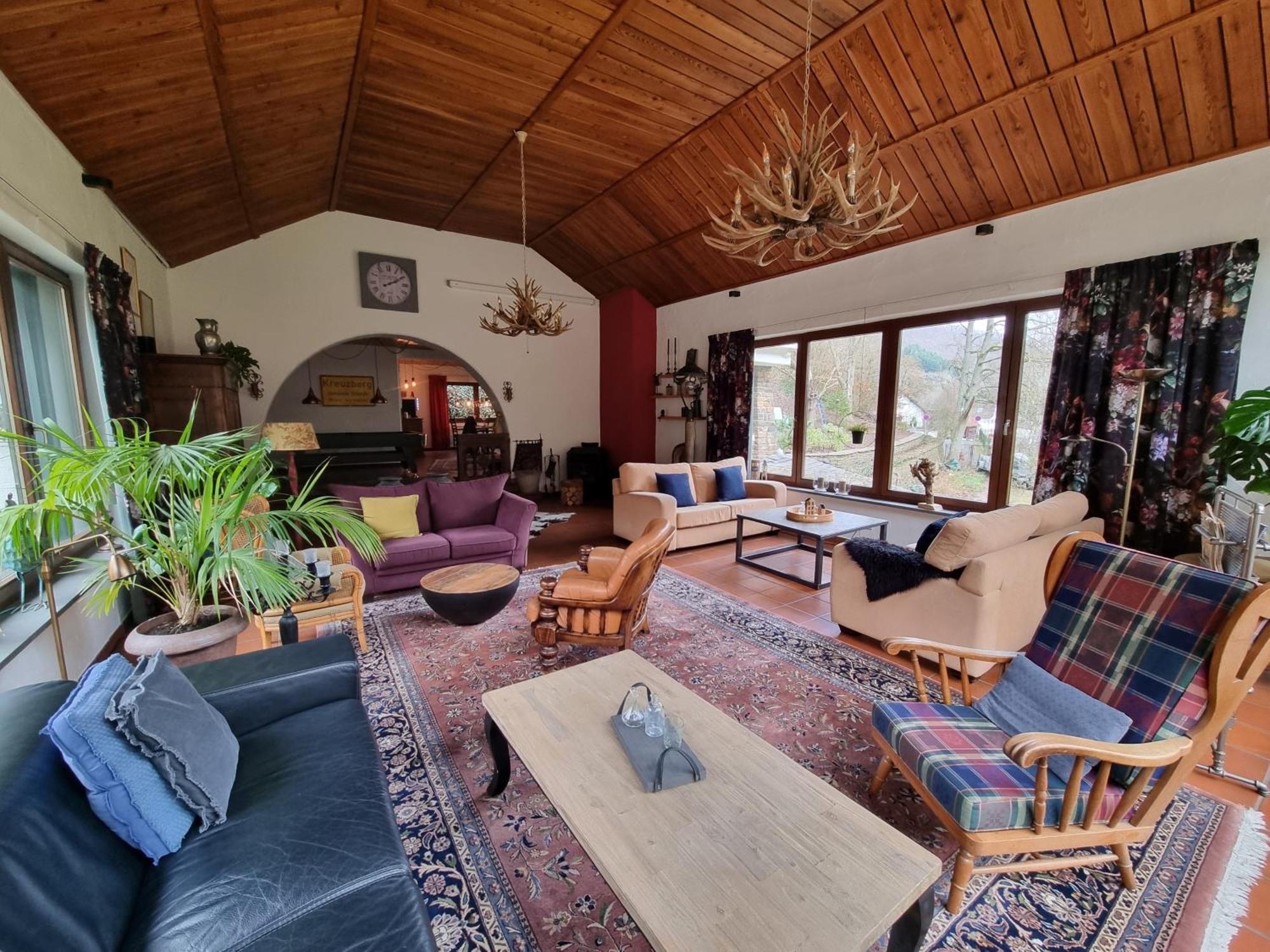 B&B Am Sahrbach Altenahr Luaran gambar